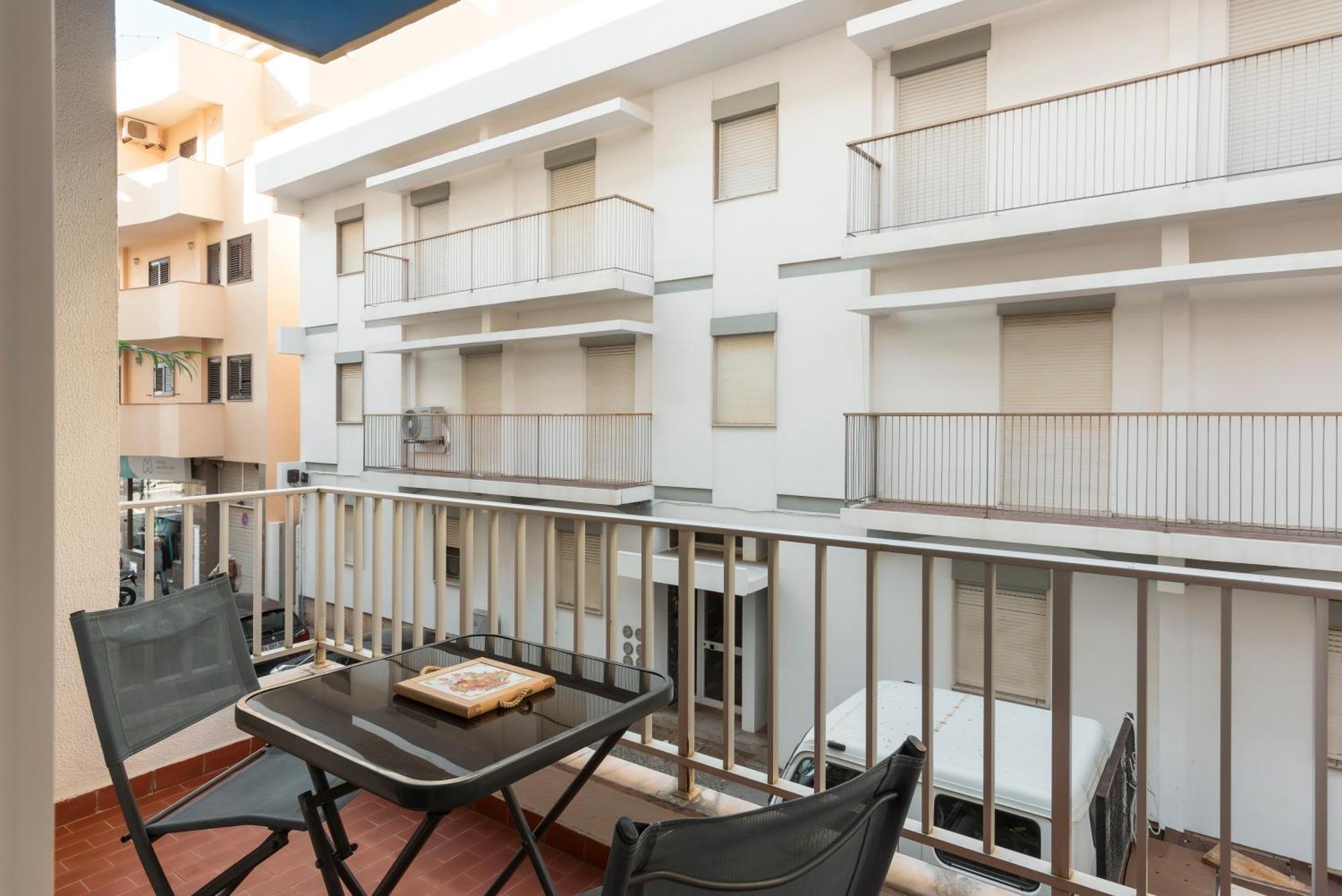 Jaune - 50 Meters To The Beach - Quarteira Exterior foto